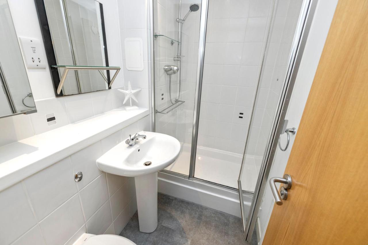 Joivy Modern 2 Bed Flat Near Murrayfield Stadium *